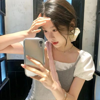 好麻烦,每天都要谈恋爱